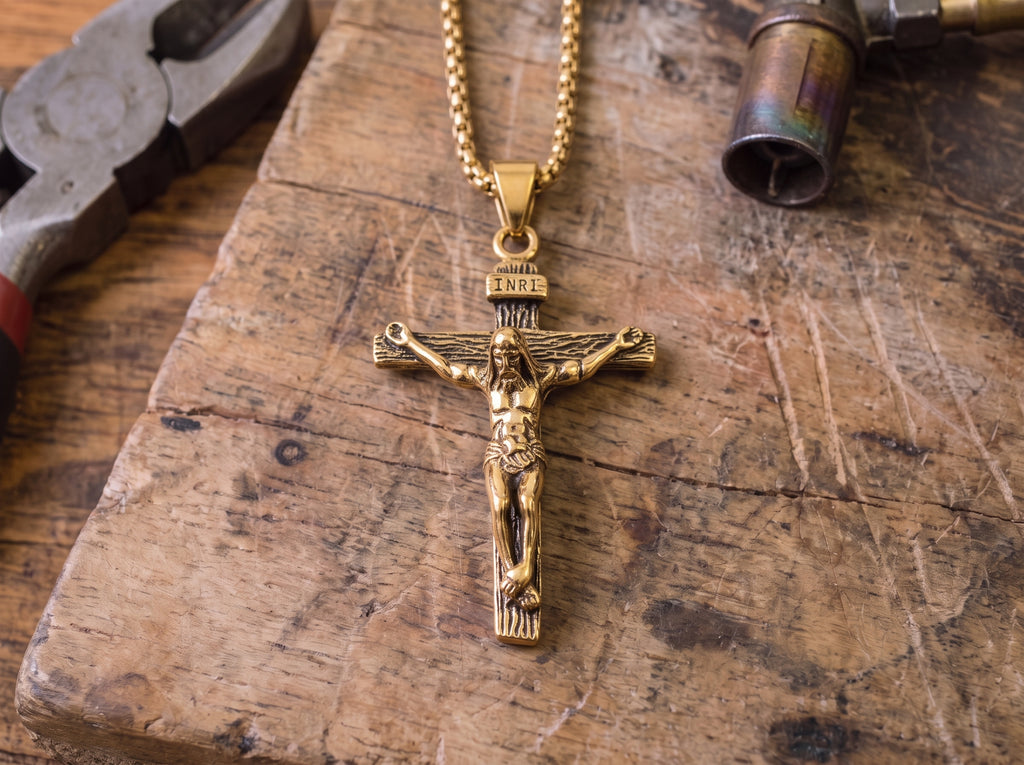 The Crucifix Pendant — Father Gabriel's Final Collection